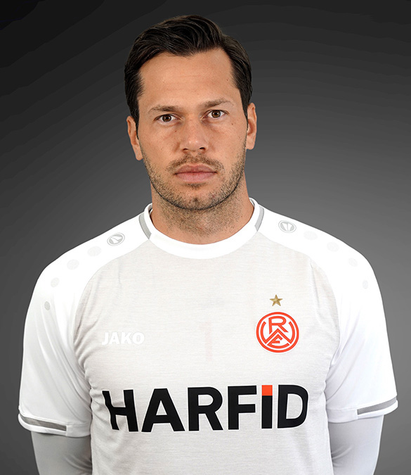 Daniel Davari